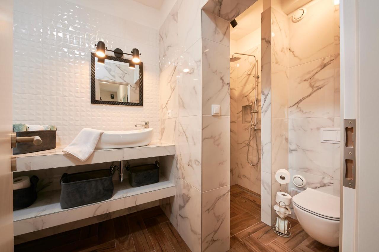 New 4* Apartman Zoa In Trogir Exterior photo